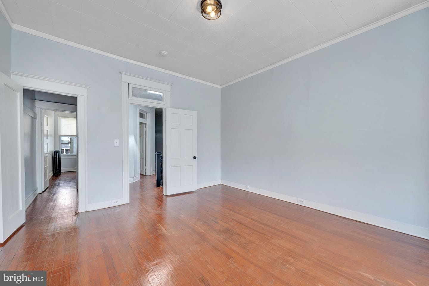 2822 Riggs Avenue photo 7