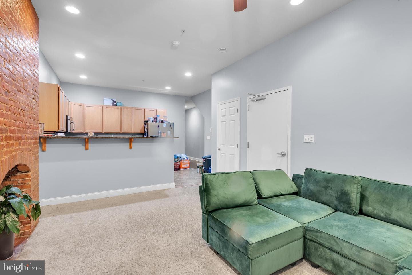 2210 N Charles Street photo 28