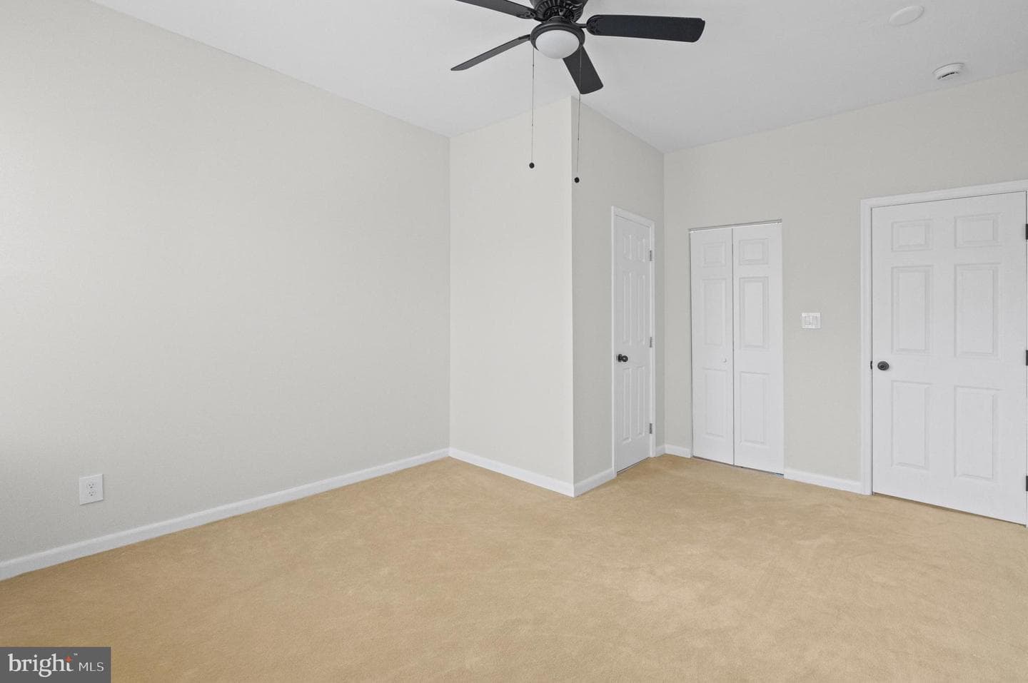 2828 Woodbrook Avenue photo 5
