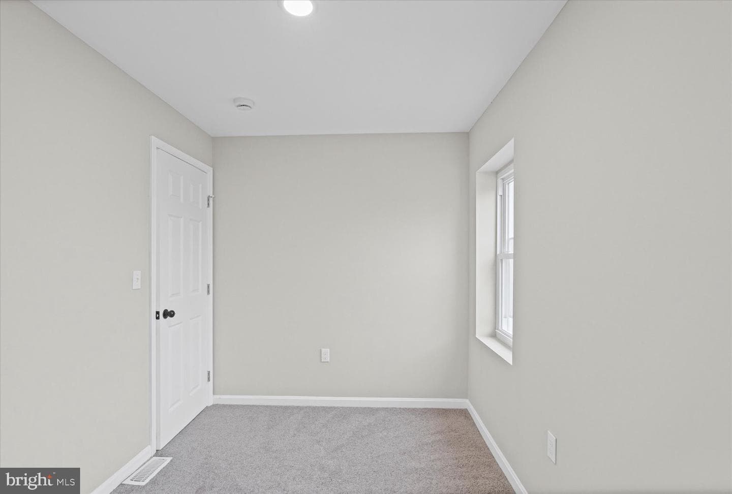 178 S Collins Avenue photo 28