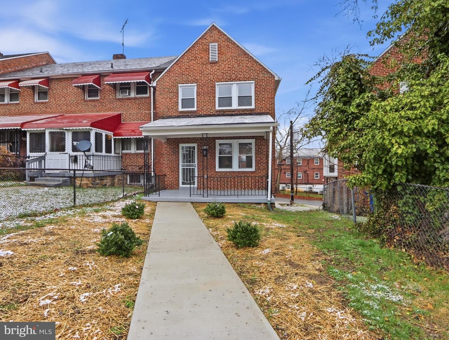 932 E 41st Street photo 4