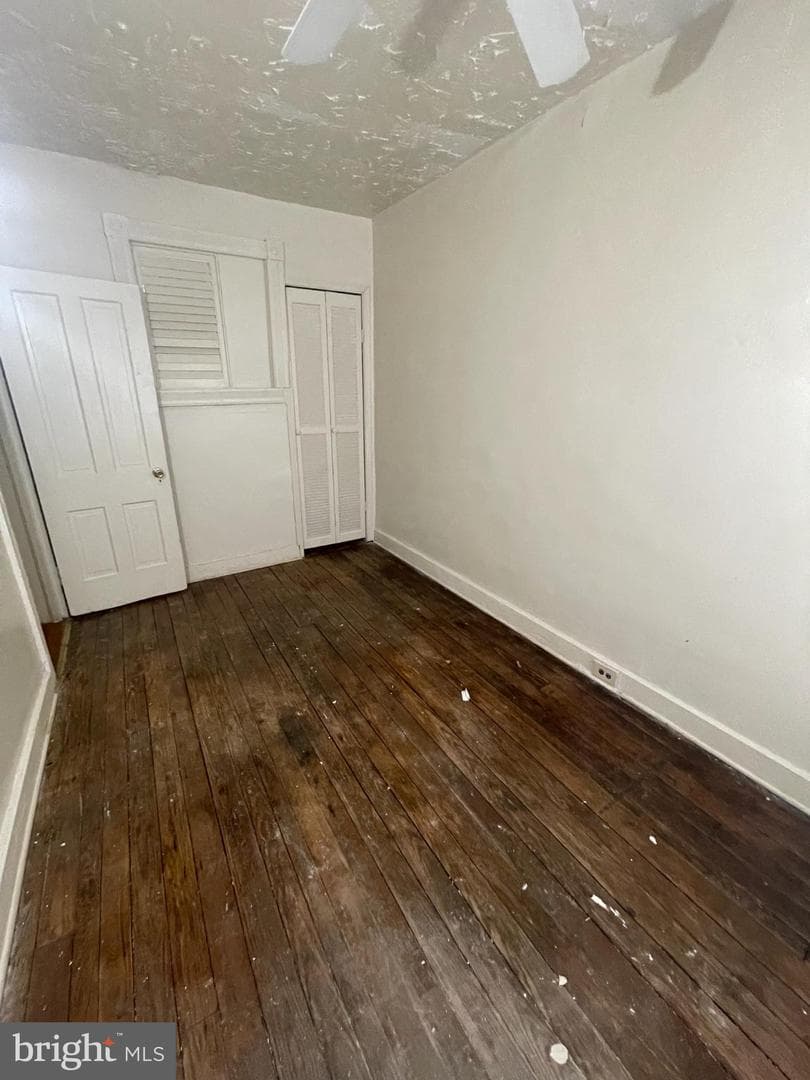2859 Lafayette Avenue photo 13