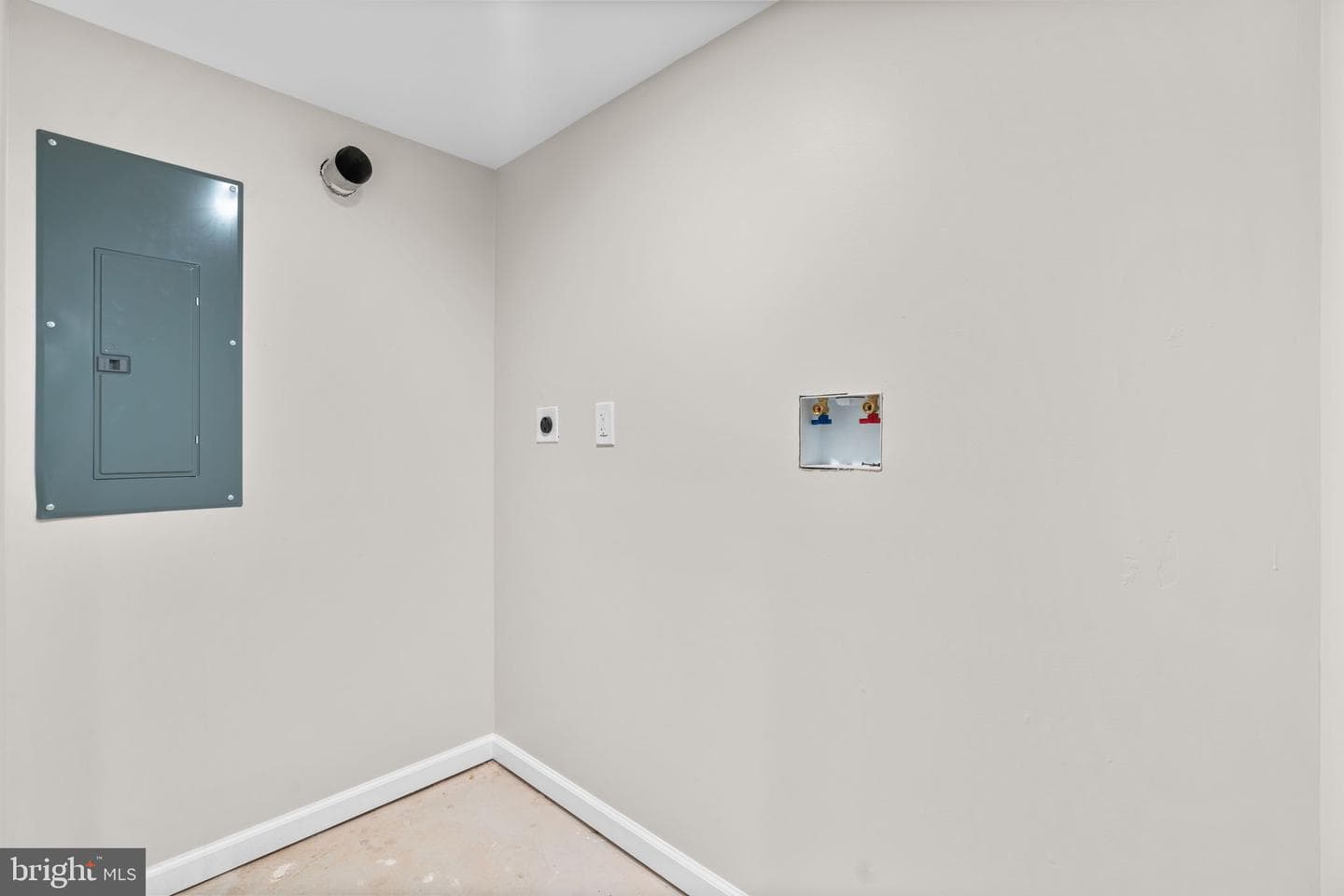 2846 Oakley Avenue photo 20