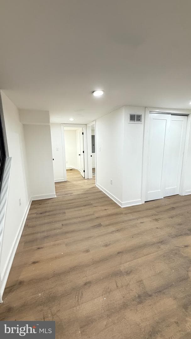 3435 Dupont Avenue photo 43