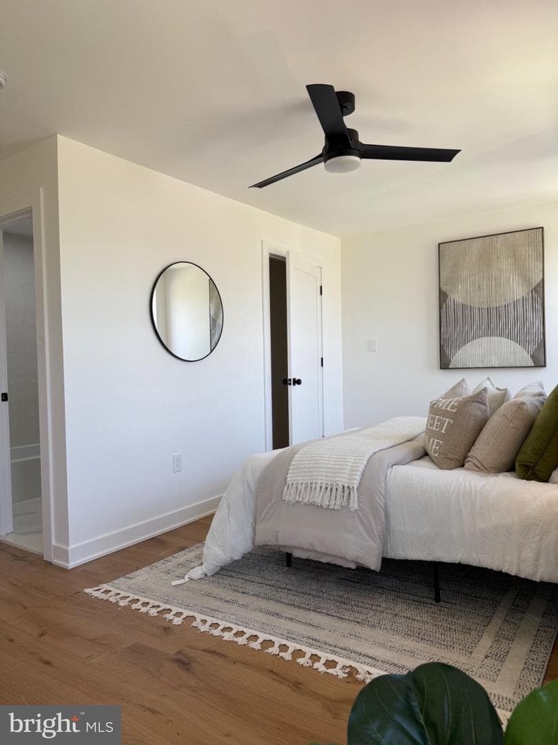 3435 Dupont Avenue photo 55