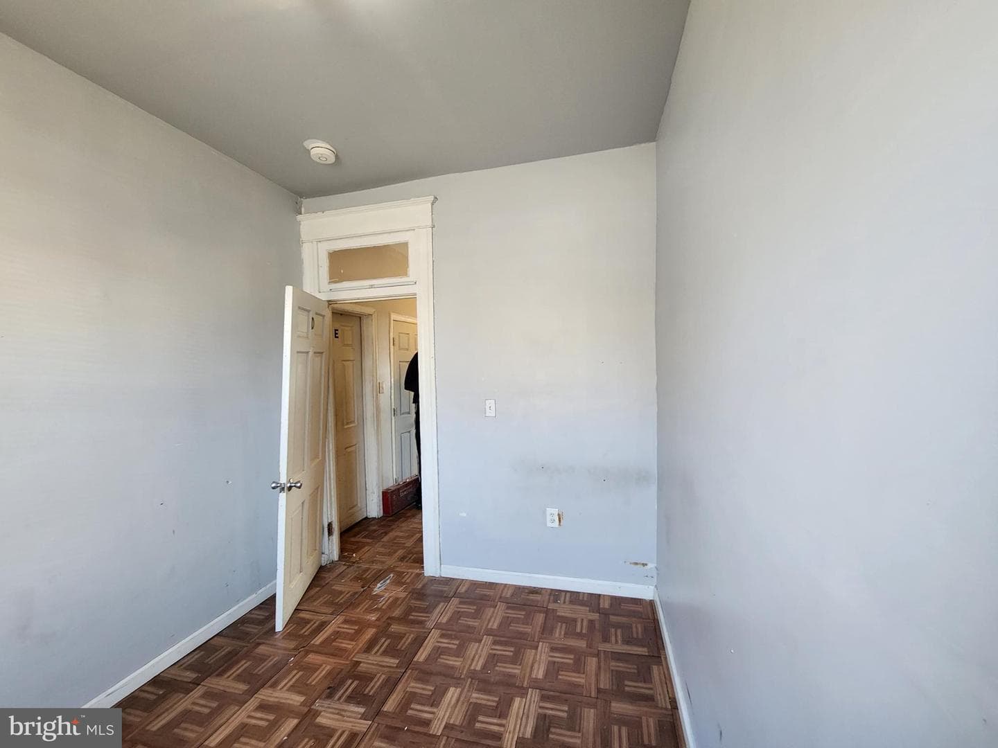 2217 Bryant Avenue photo 18
