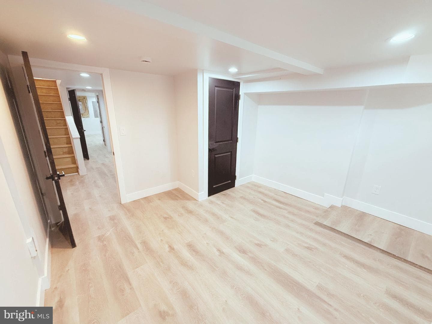 351 Font Hill Avenue photo 18