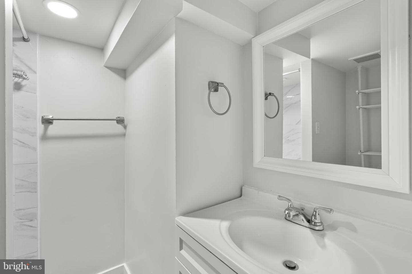 2219 Essex Street photo 44
