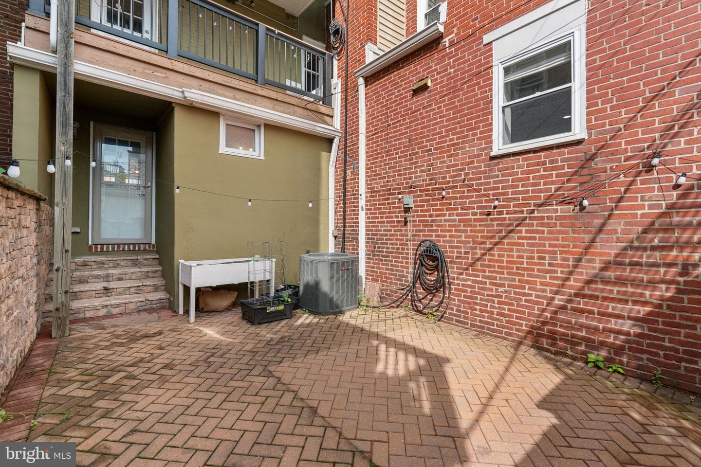 2219 Essex Street photo 55