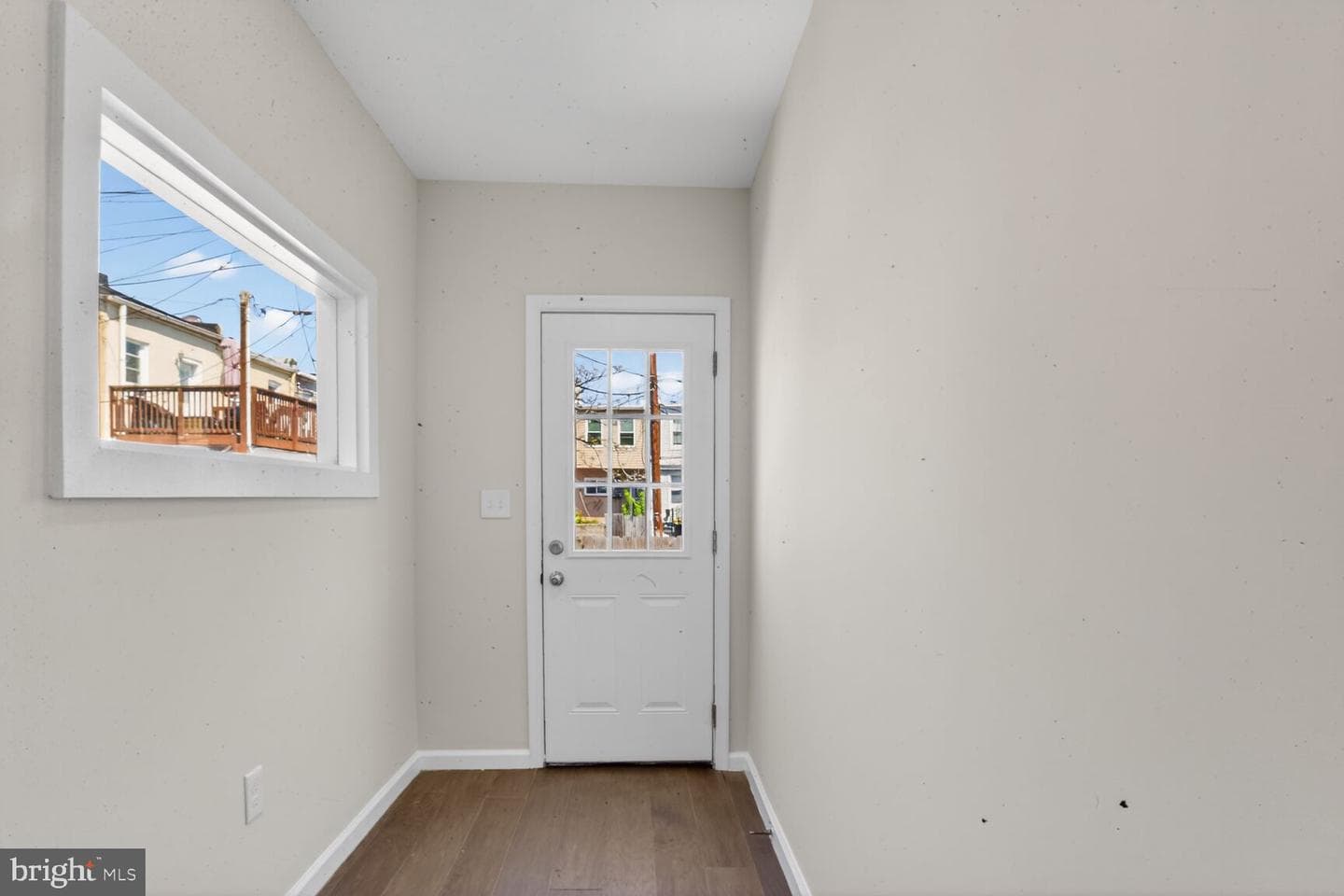 25 N Ellwood Avenue photo 12