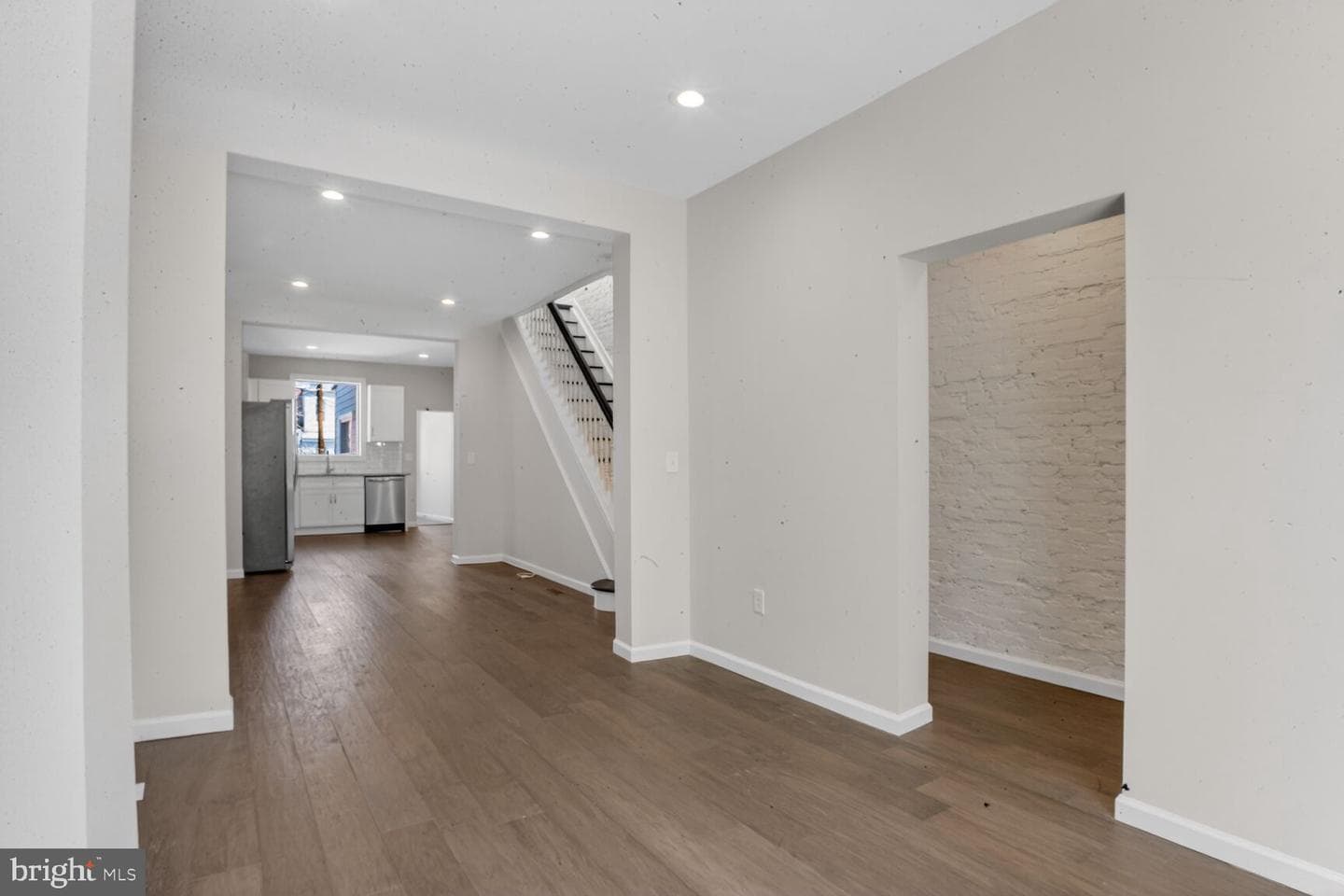 25 N Ellwood Avenue photo 5