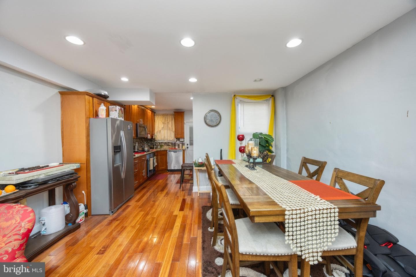 30 N Ellamont Street photo 9