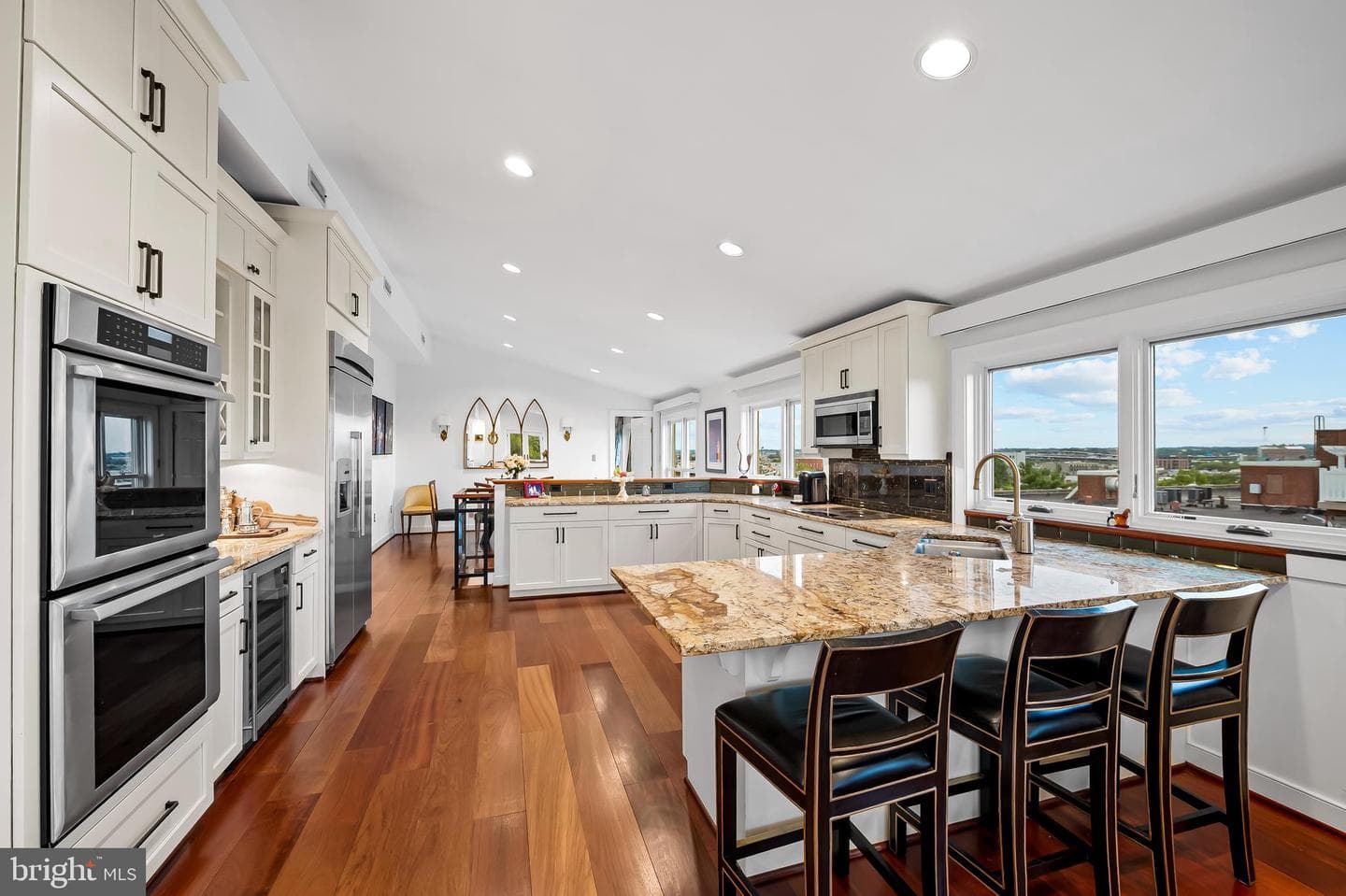 327 Warren Avenue #j photo 14
