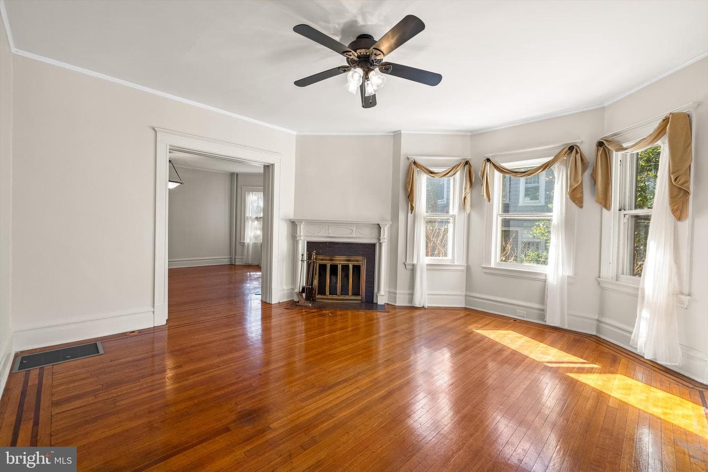 225 Hawthorne Road photo 16