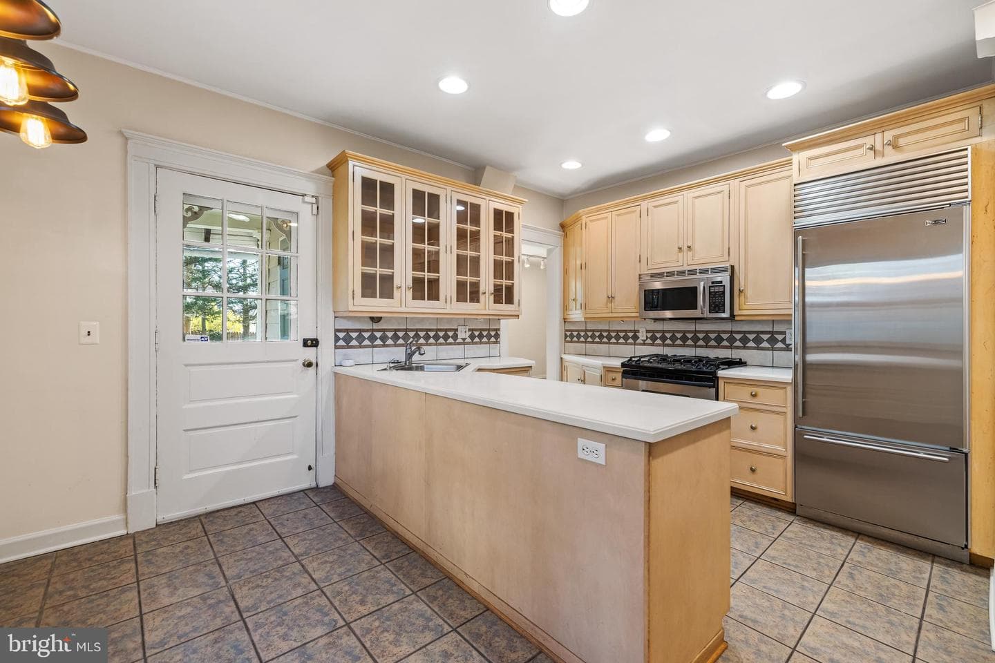 225 Hawthorne Road photo 25