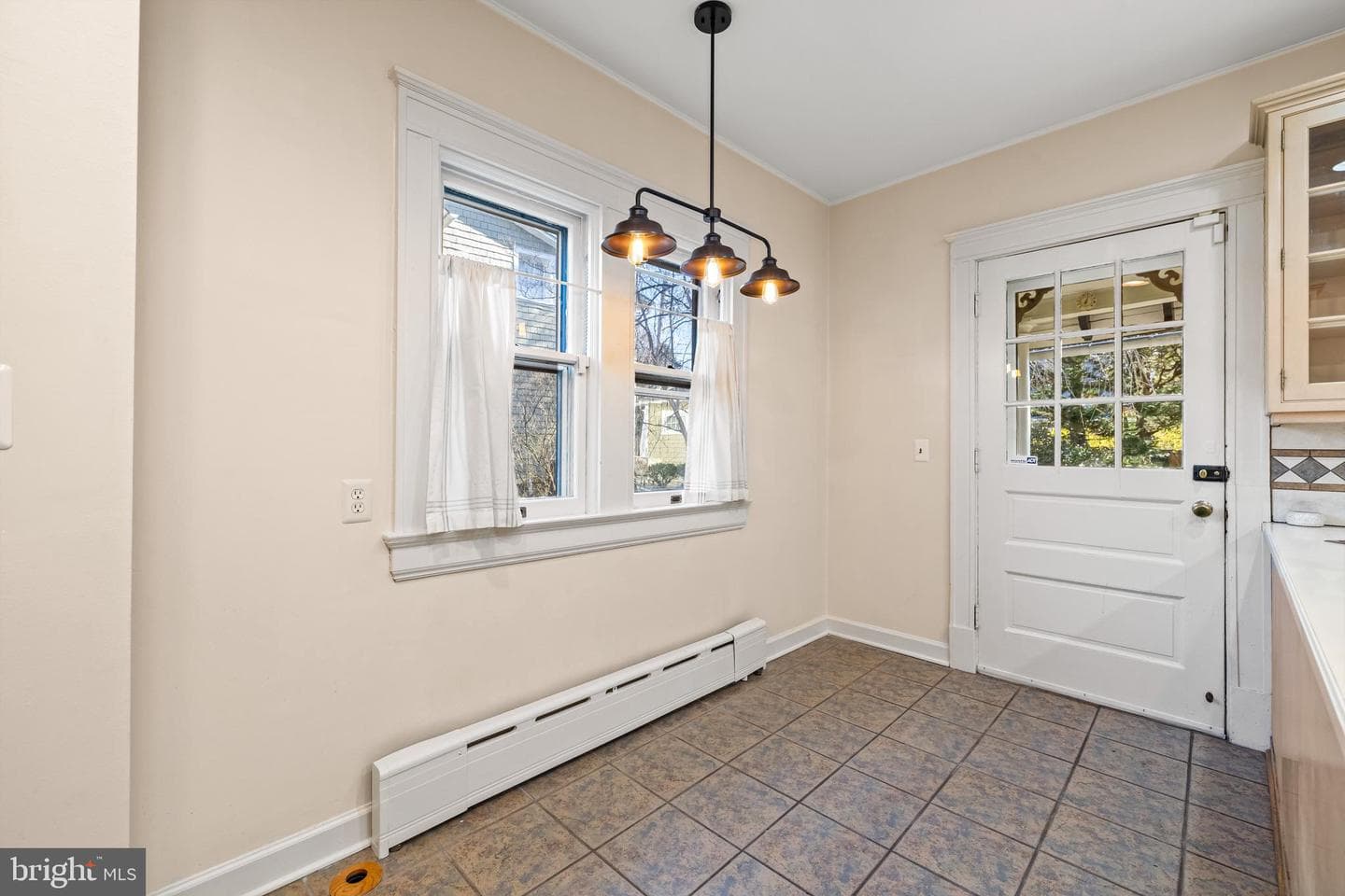 225 Hawthorne Road photo 26
