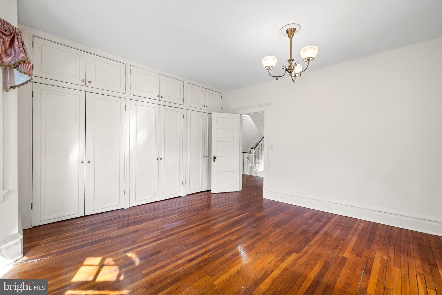 225 Hawthorne Road photo 41