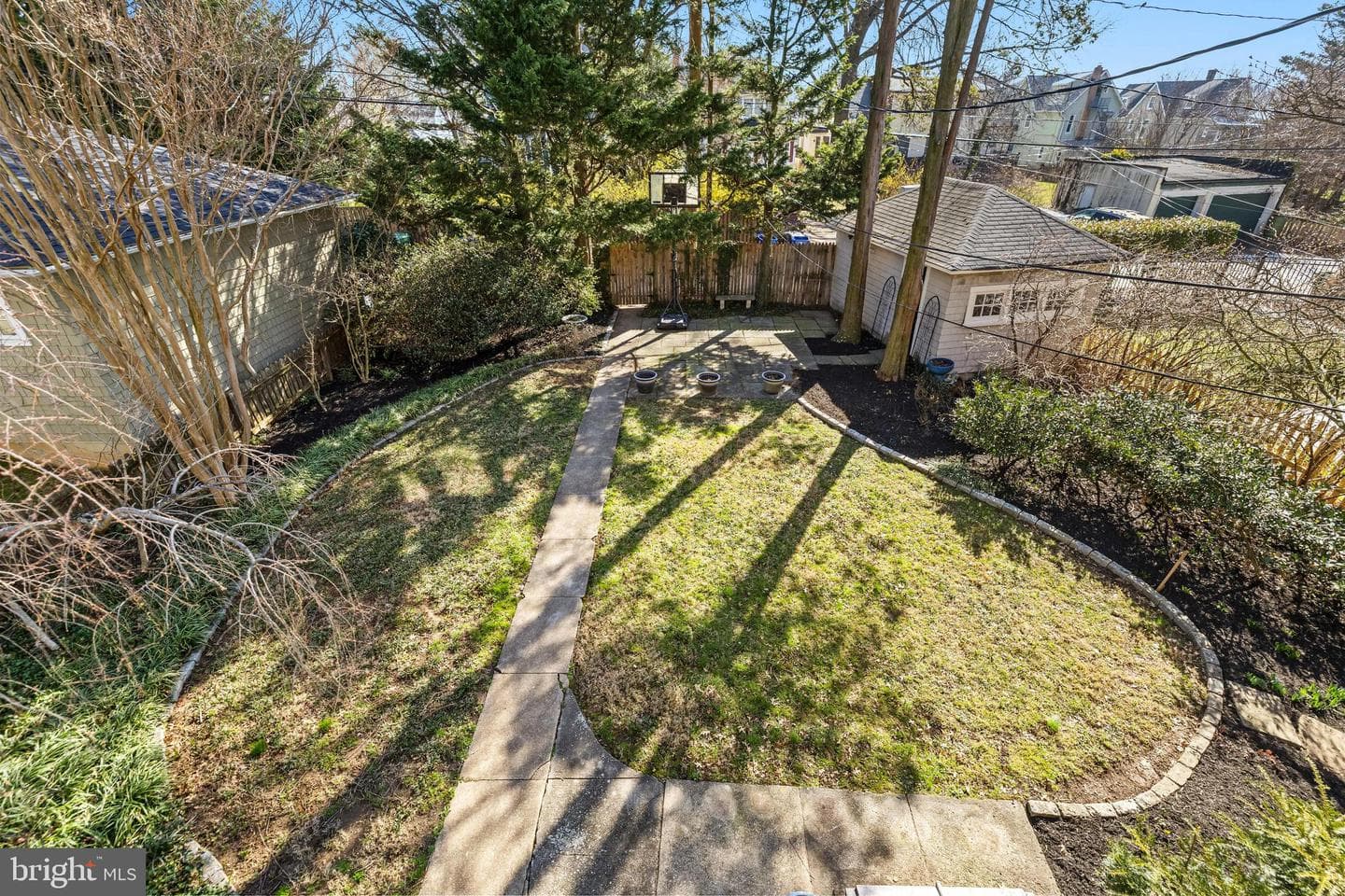 225 Hawthorne Road photo 49