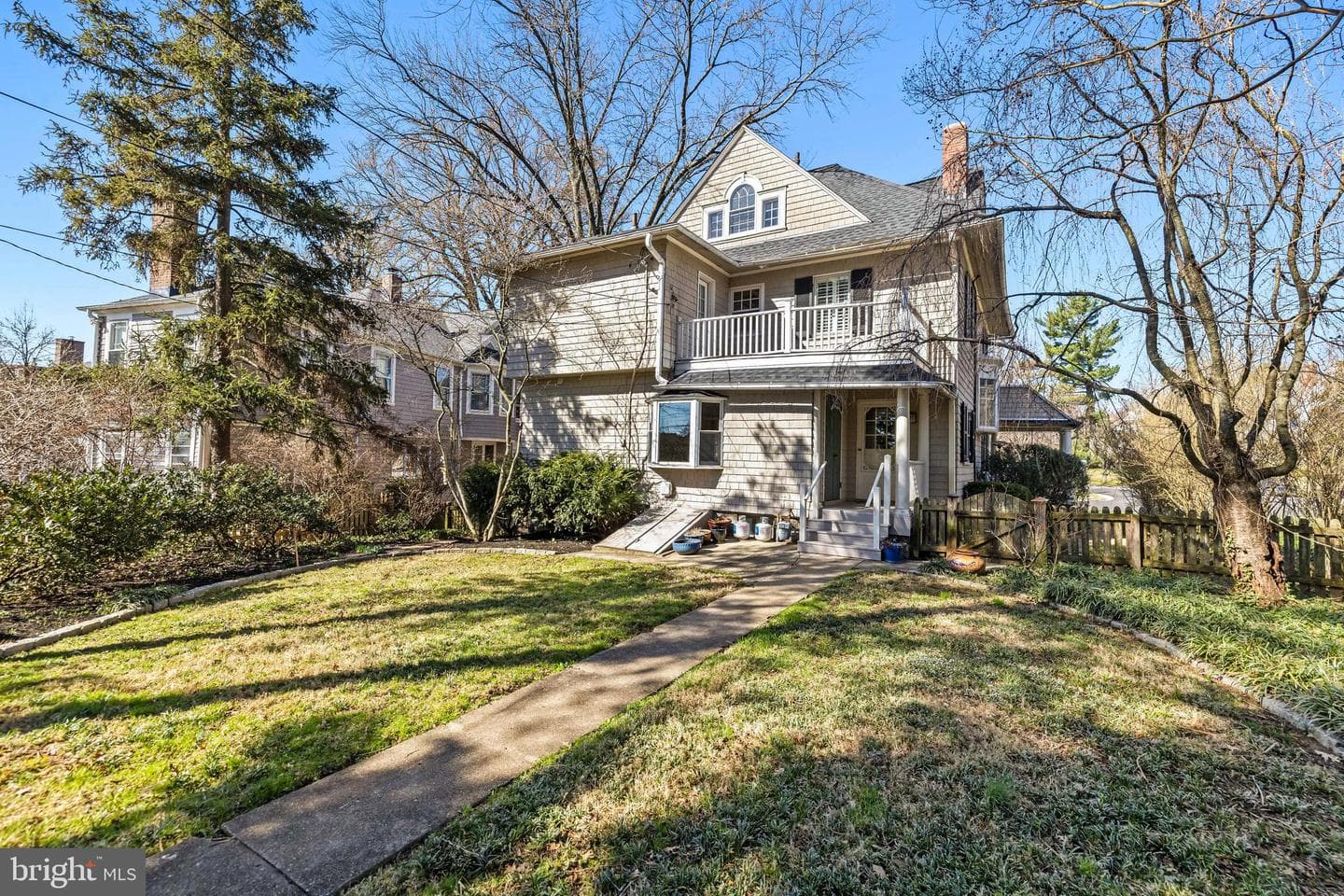 225 Hawthorne Road photo 68
