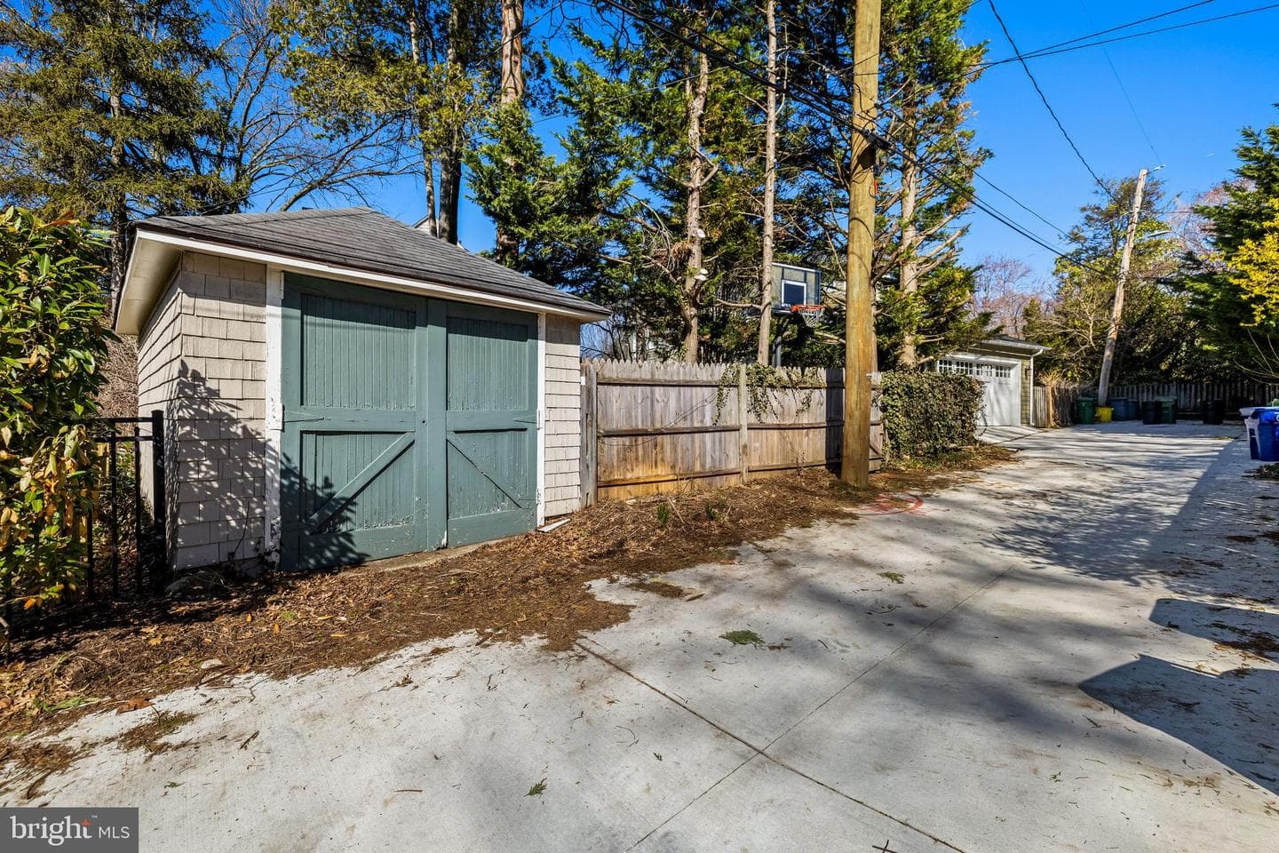 225 Hawthorne Road photo 73