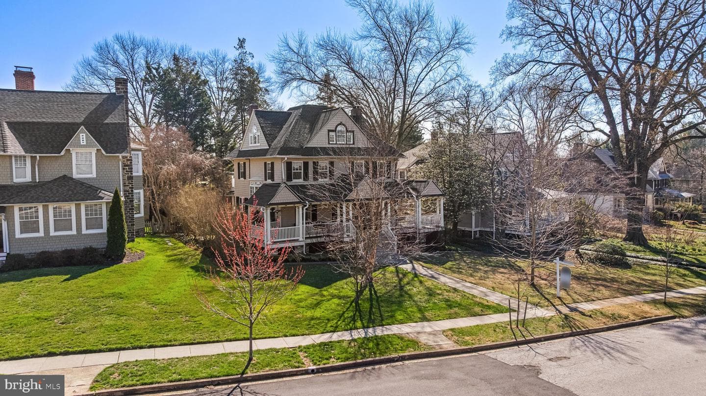 225 Hawthorne Road photo 74