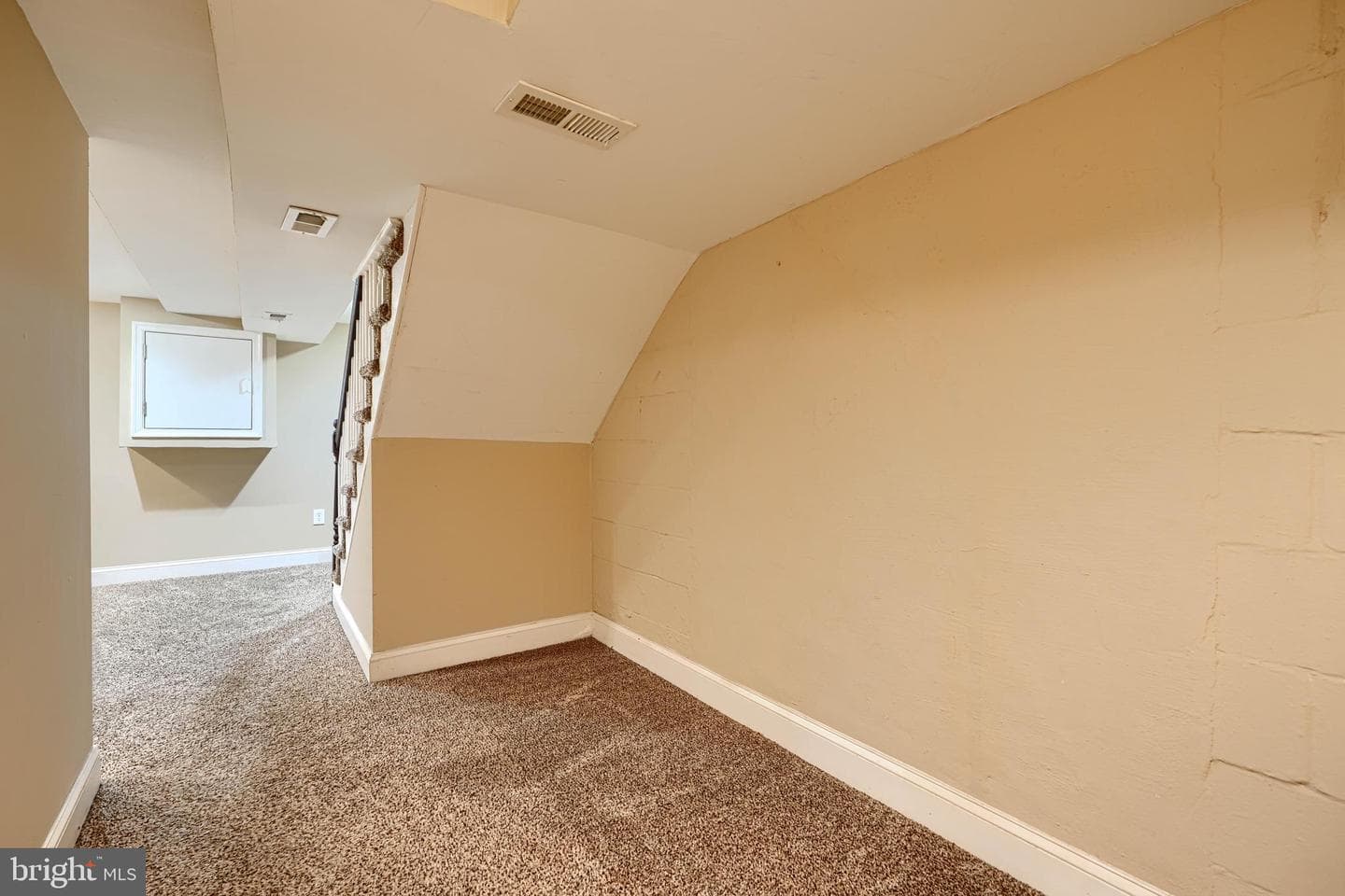 6110 Everall Avenue photo 22