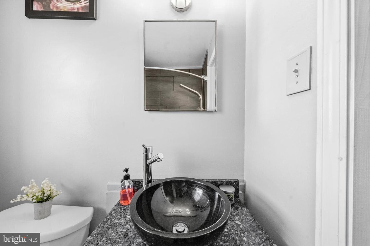 5212 Fredcrest Road photo 21