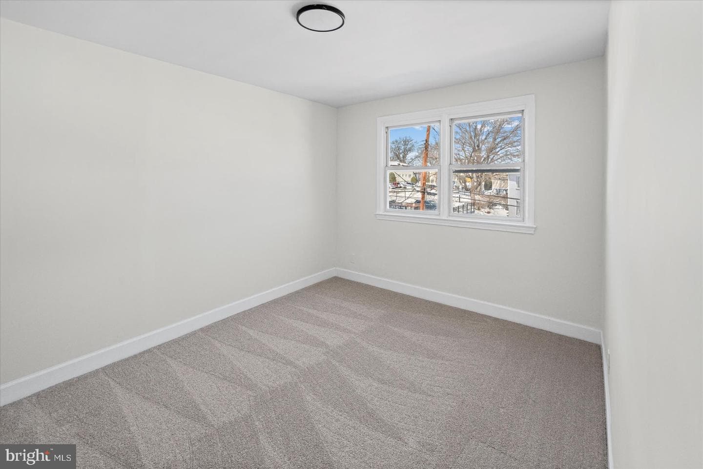 1526 Wadsworth Way photo 22