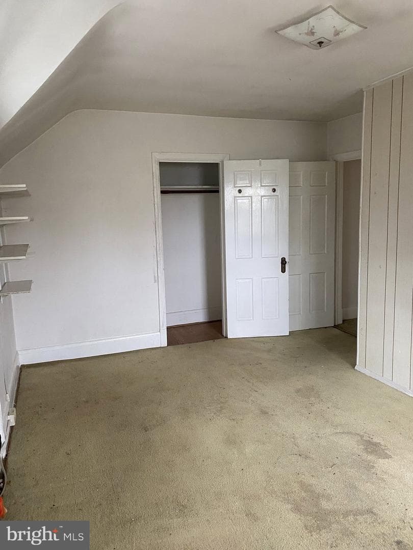 4208 Oakford Avenue photo 3
