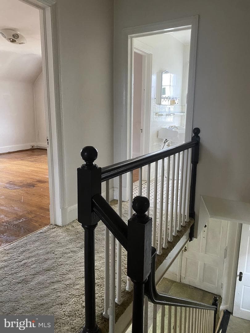 4208 Oakford Avenue photo 4