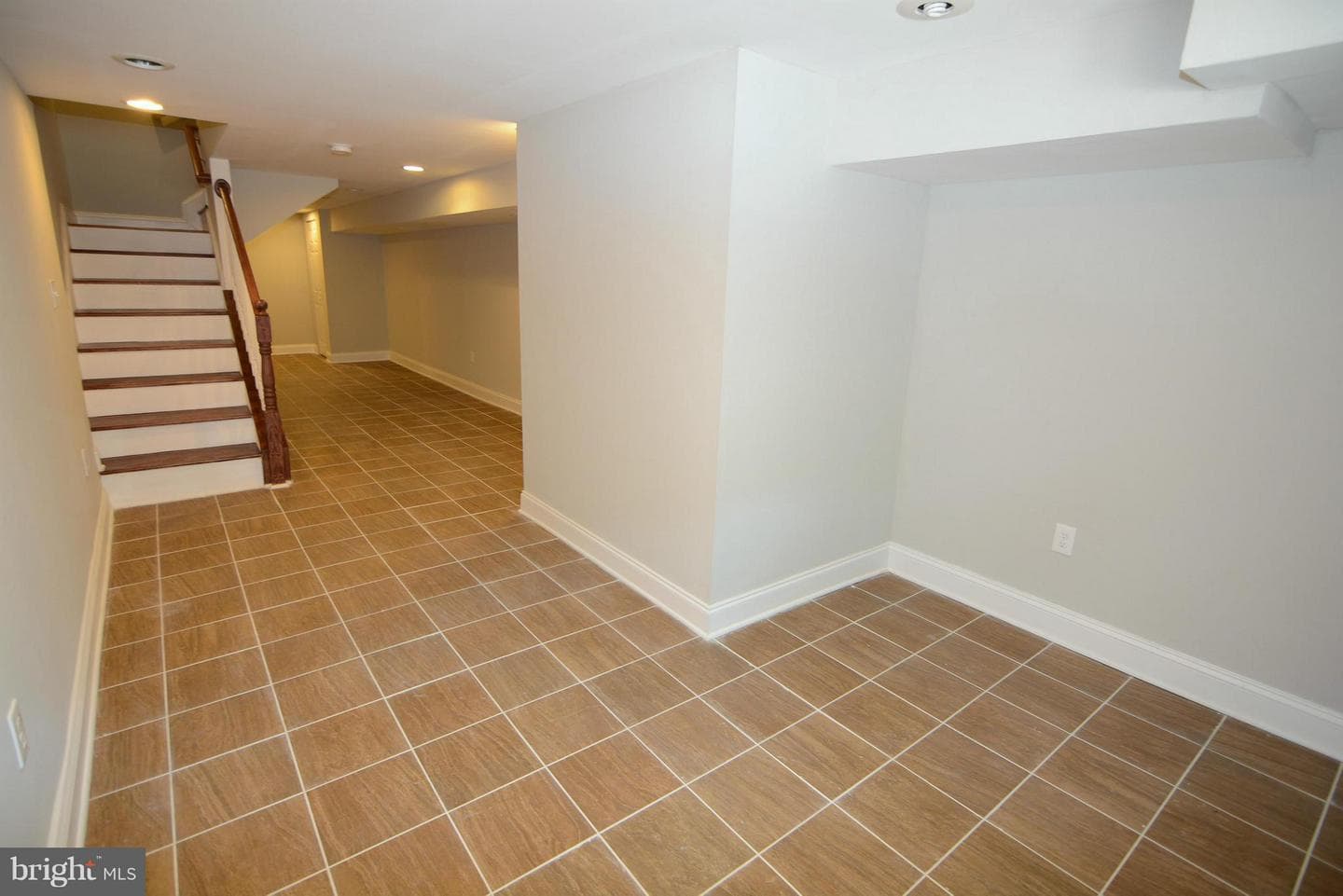1009 N Washington Street N photo 19