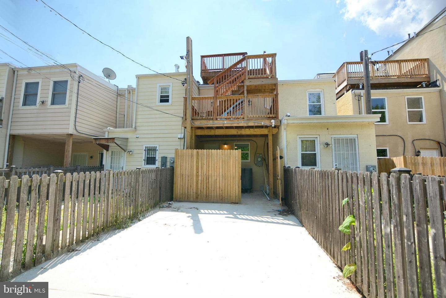 1009 N Washington Street N photo 21