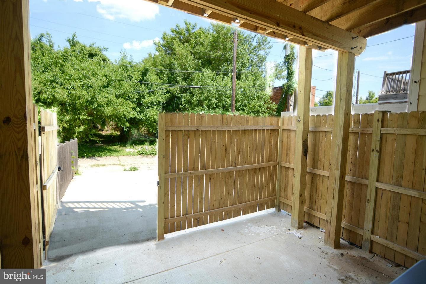 1009 N Washington Street N photo 8