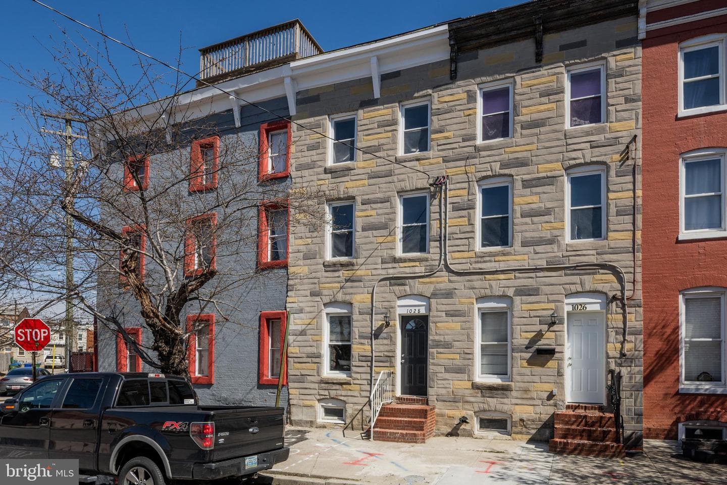 1028 W Cross Street photo 23