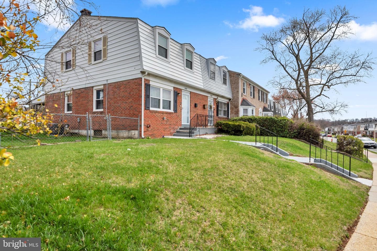 5269 Darien Road photo 5