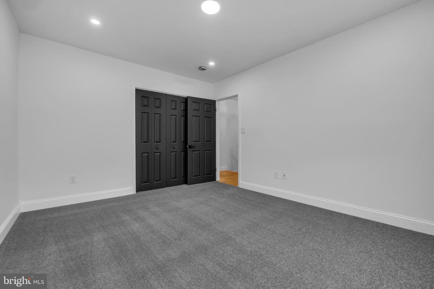 1537 Stonewood Road photo 22