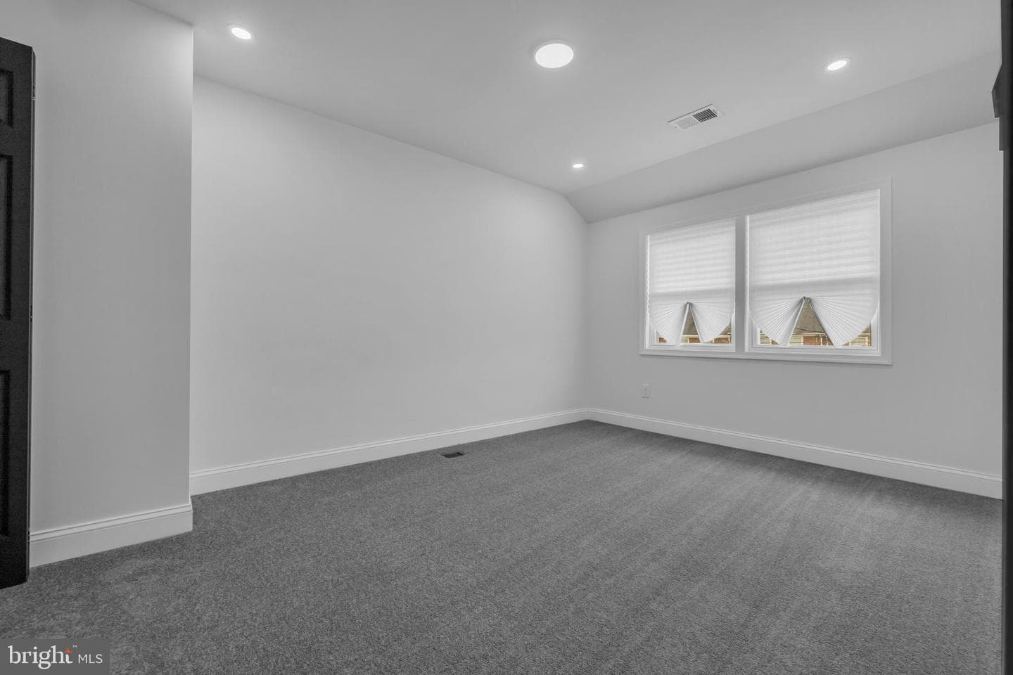 1537 Stonewood Road photo 23