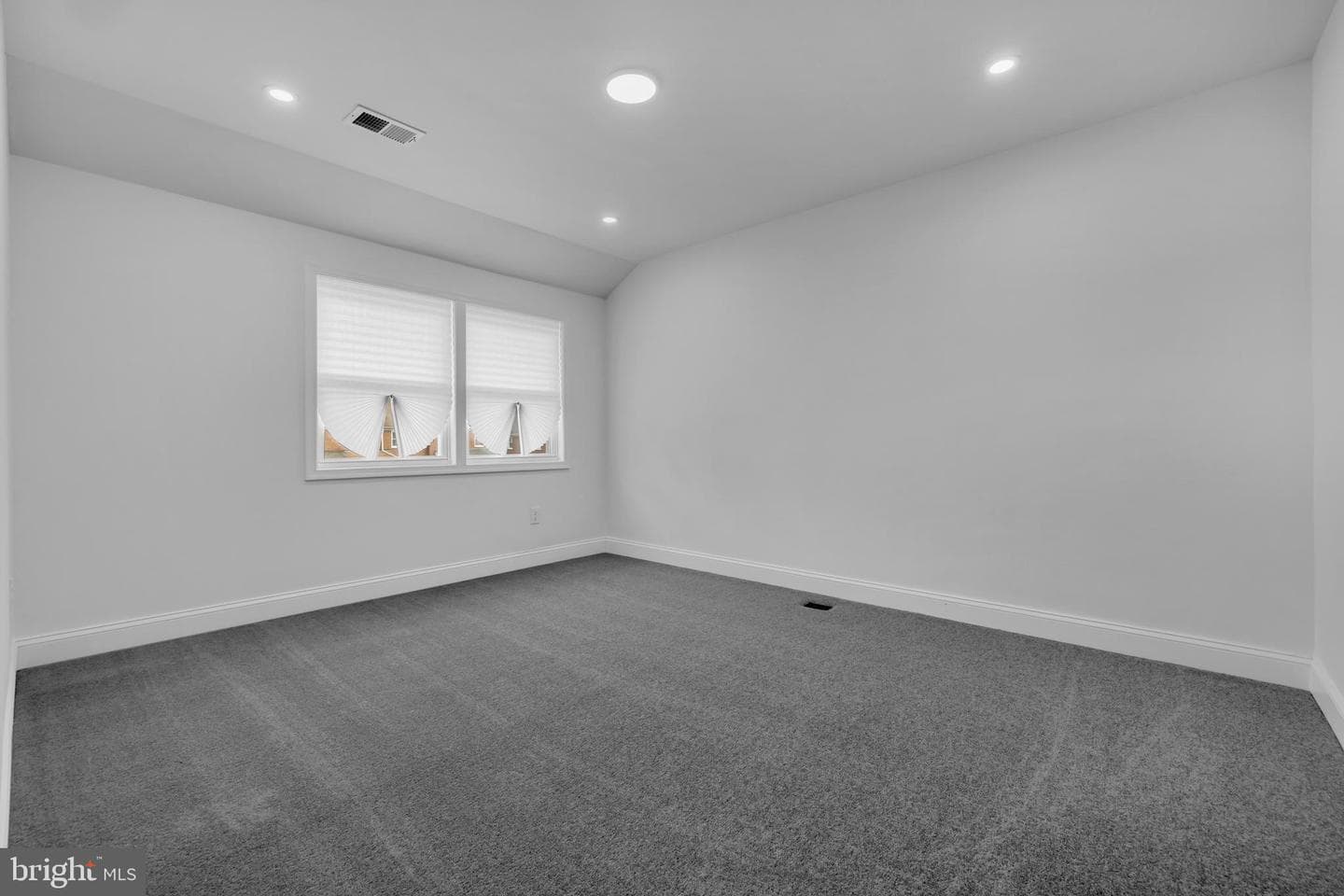 1537 Stonewood Road photo 26