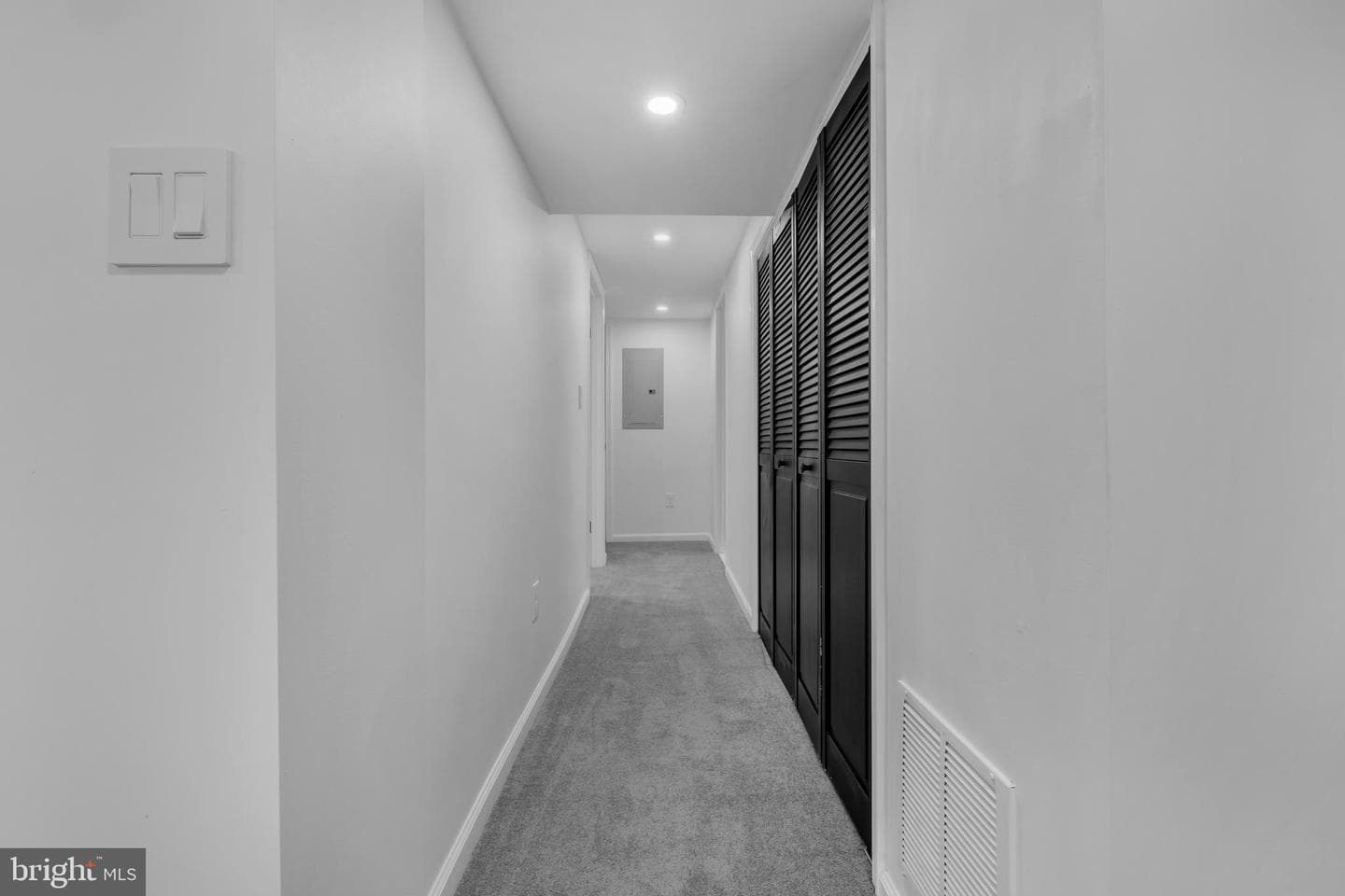 1537 Stonewood Road photo 32
