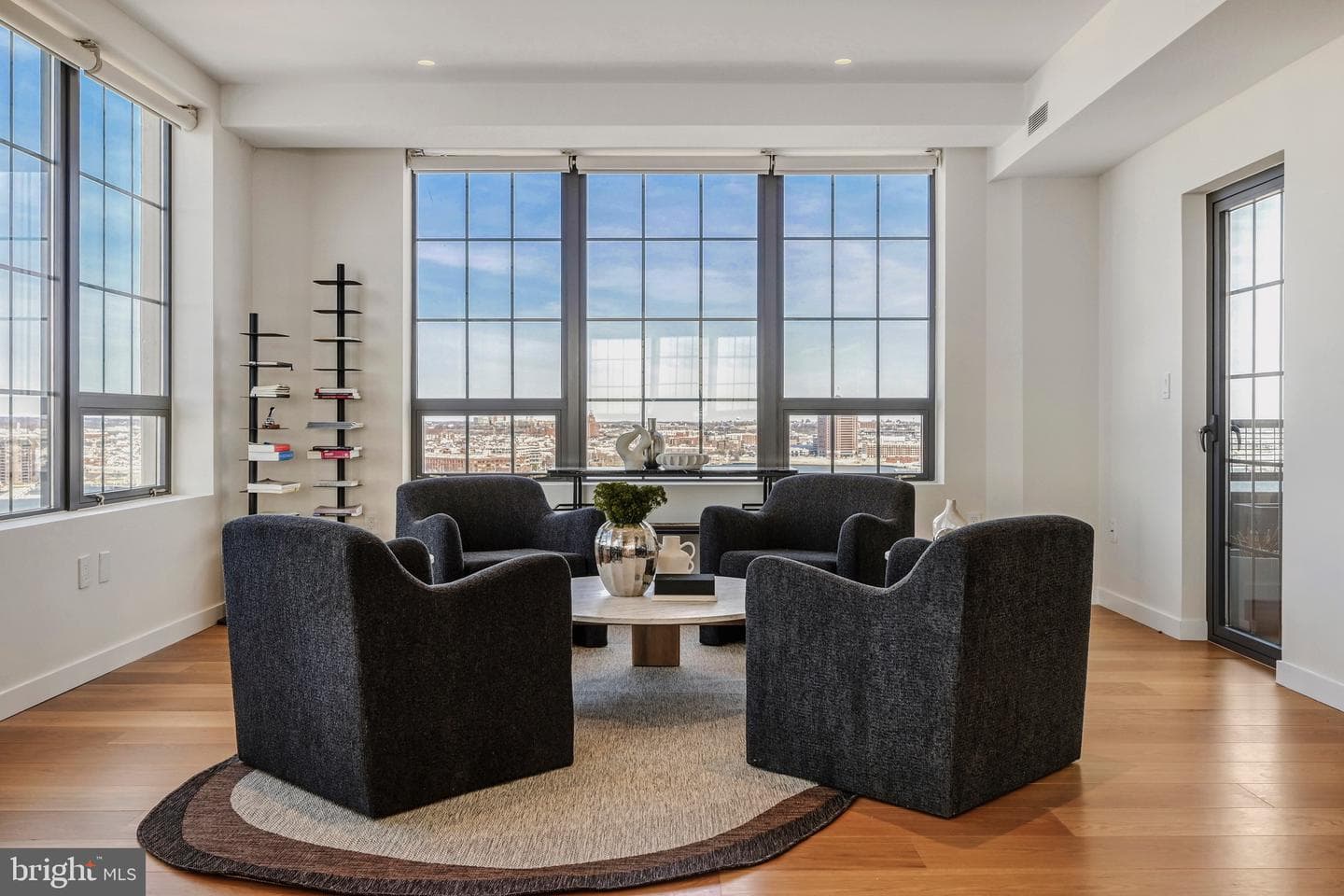 1200 Steuart Street #1811 photo 16