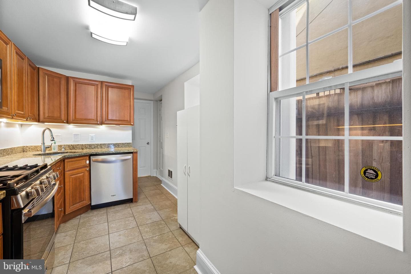 624 Washington Boulevard photo 14