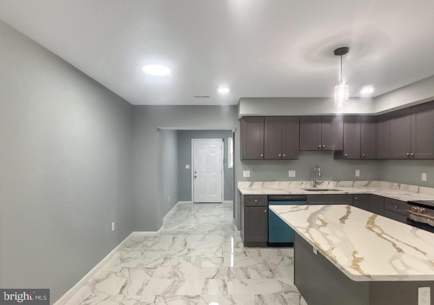 1341 Cambria Street photo 5