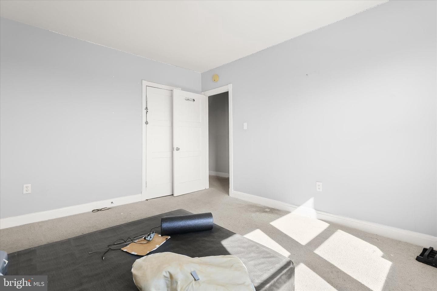 1504 N Linwood Avenue photo 15