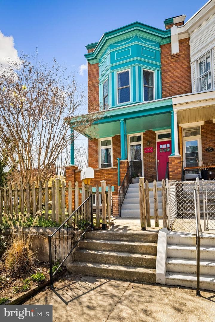 2500 Brookfield Avenue photo 3
