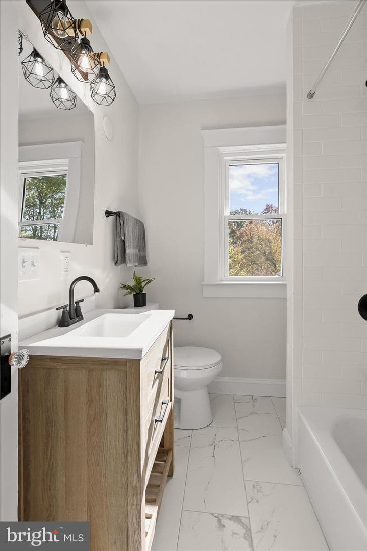 614 Stamford Road photo 23