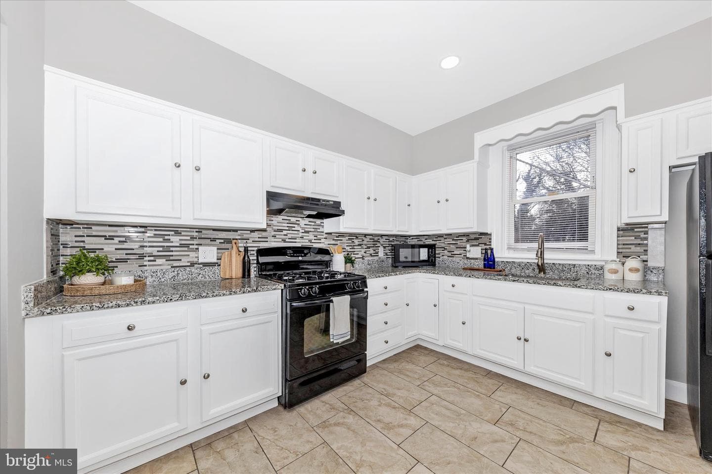 2905 Goodwood Rd photo 14