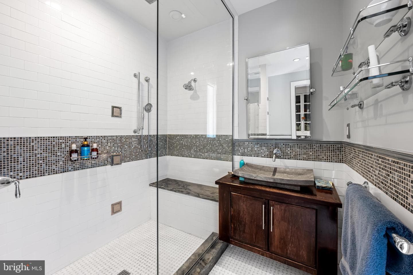 4503 Roland Avenue photo 32