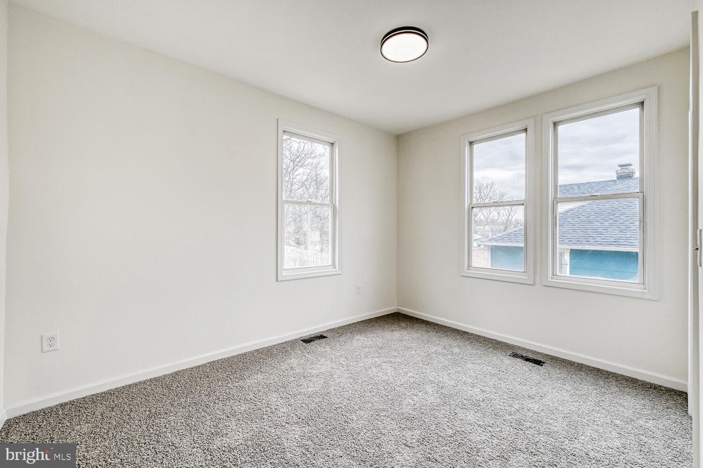 207 S Rock Glen Road photo 15