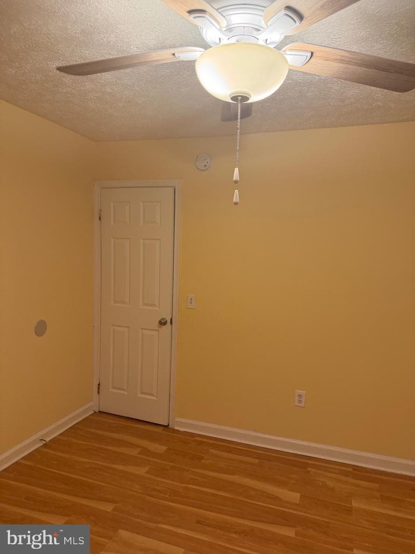 2310 James Street photo 3