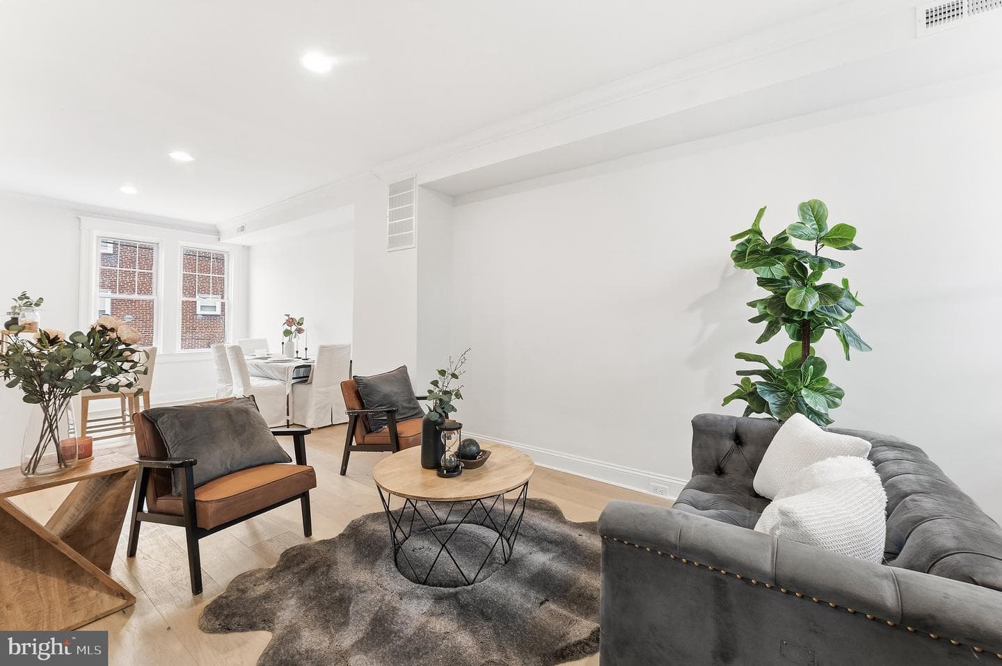 15 S Tremont Road photo 14